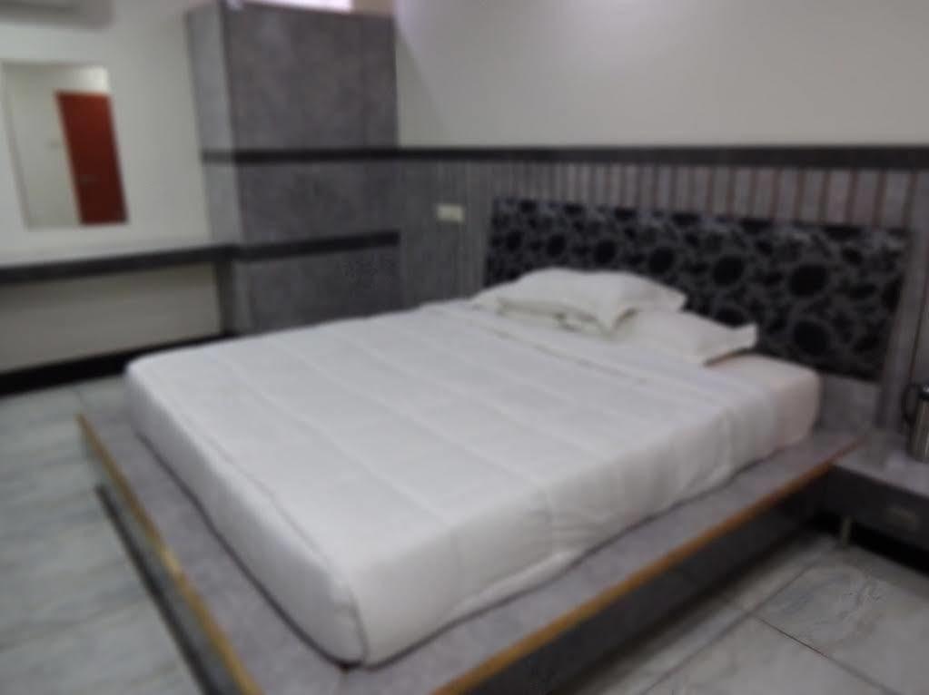 Hotel Shree Vinayak Palace Bhopal Exterior photo