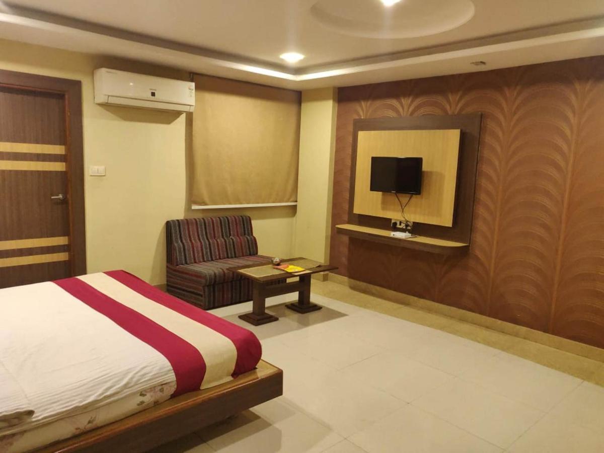 Hotel Shree Vinayak Palace Bhopal Exterior photo