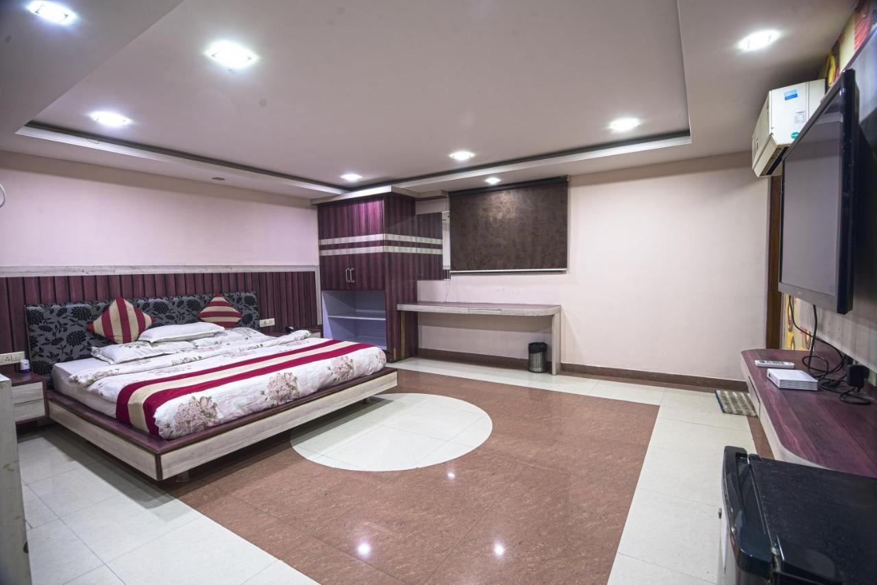 Hotel Shree Vinayak Palace Bhopal Exterior photo